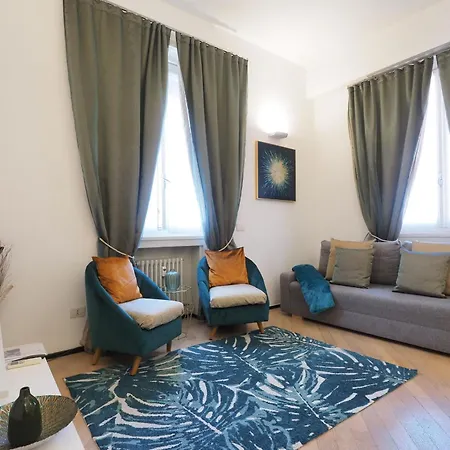 Apartment Center Pregious Milan