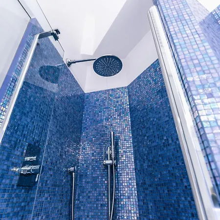 Center Pregious Apartment Mailand